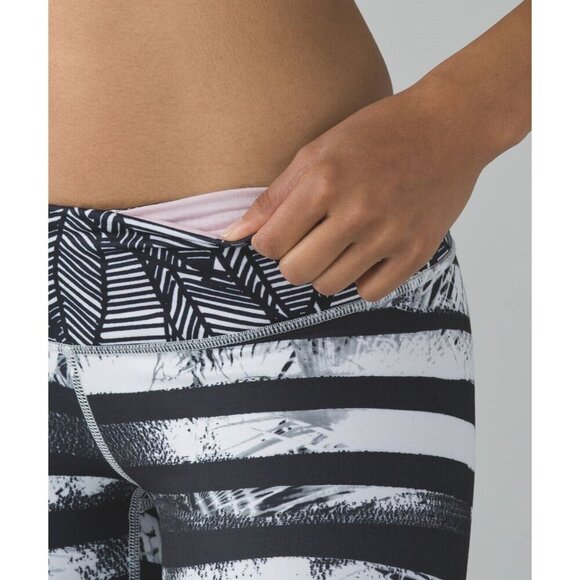 Lululemon Wunder Under Crop II *Full-On Luon 4 Shady Palms Banana Leaf Gingham - Picture 4 of 11